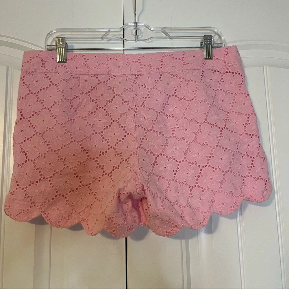 Lilly Pulitzer Pink Eyelet Scalloped Buttercup Shorts Size 8 - Picture 5 of 5